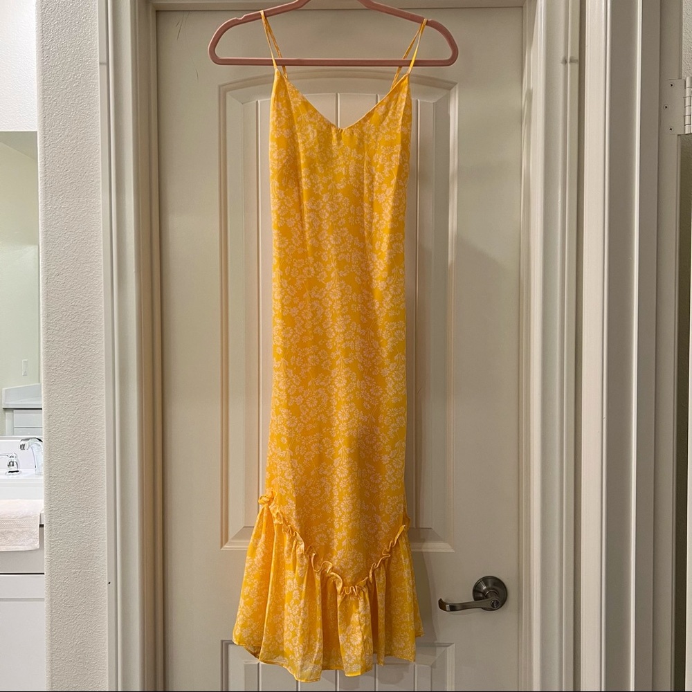 Daisy printed dress by Lulu’s size M